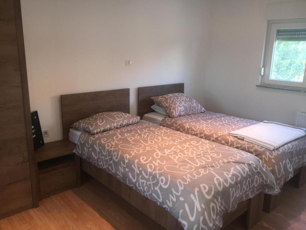 Appartamento Apartman Anita Konjevrate Esterno foto